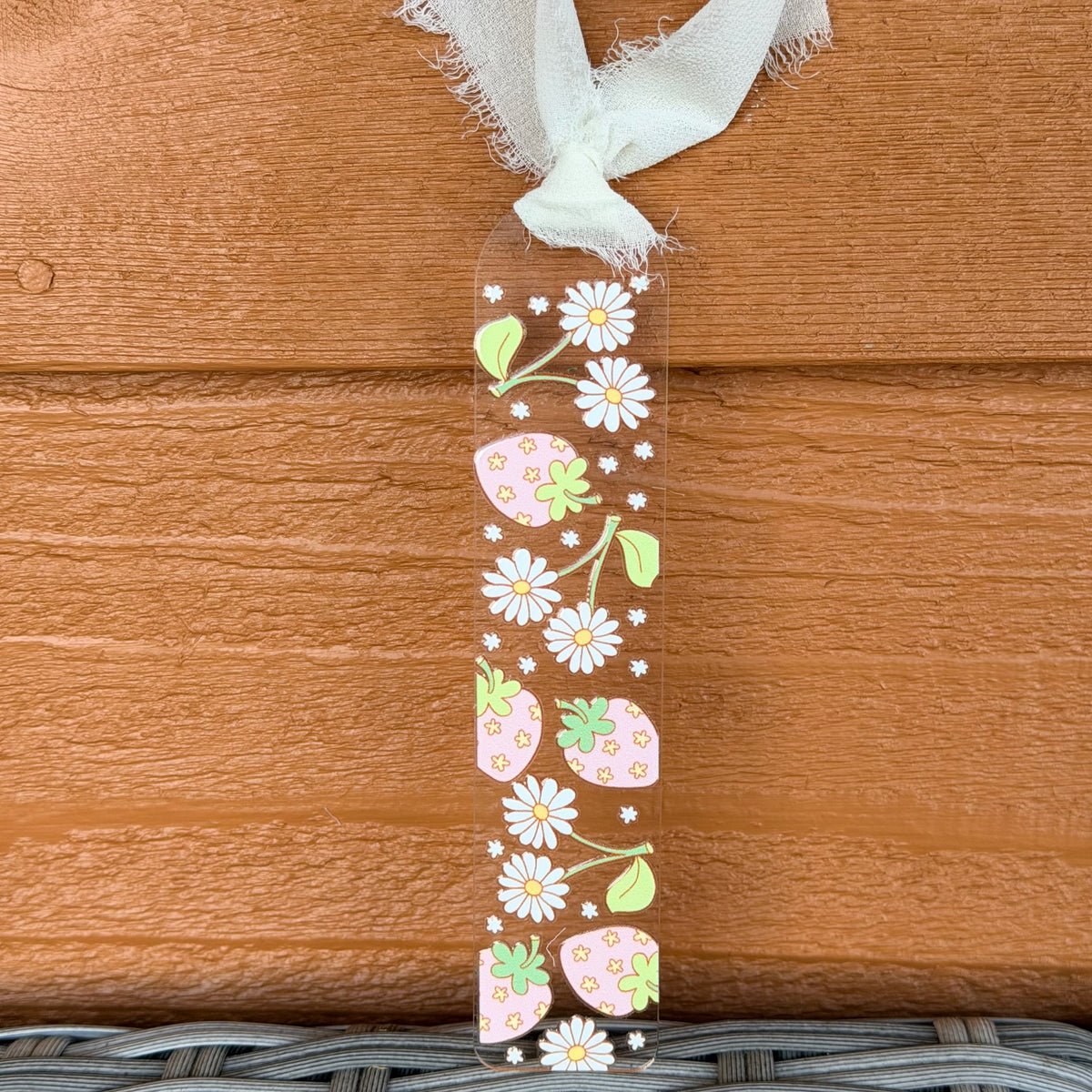 Acrylic Bookmarks - 1.5mm Pastel Strawberry