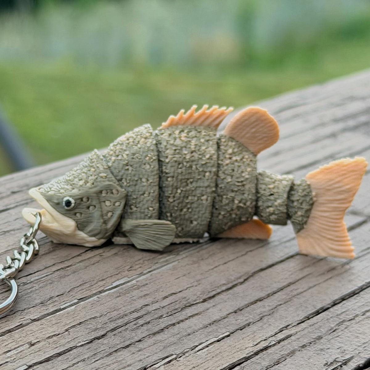Articulated Fish Keychain Crappie 3”